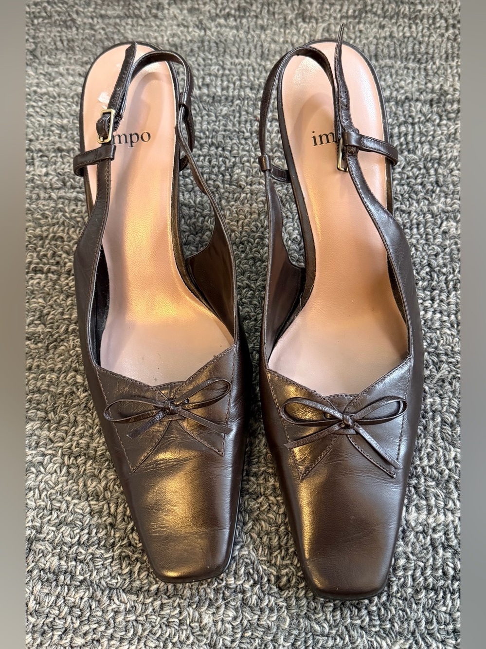 Impo Y2K “Val” Square Toe Kitten Heel Mules in Brown Leather, Size 9